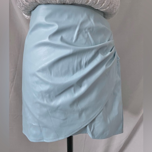 Mi Ami Baby Blue Faux Leather Skirt sz L 🩵NWT - Picture 2 of 6